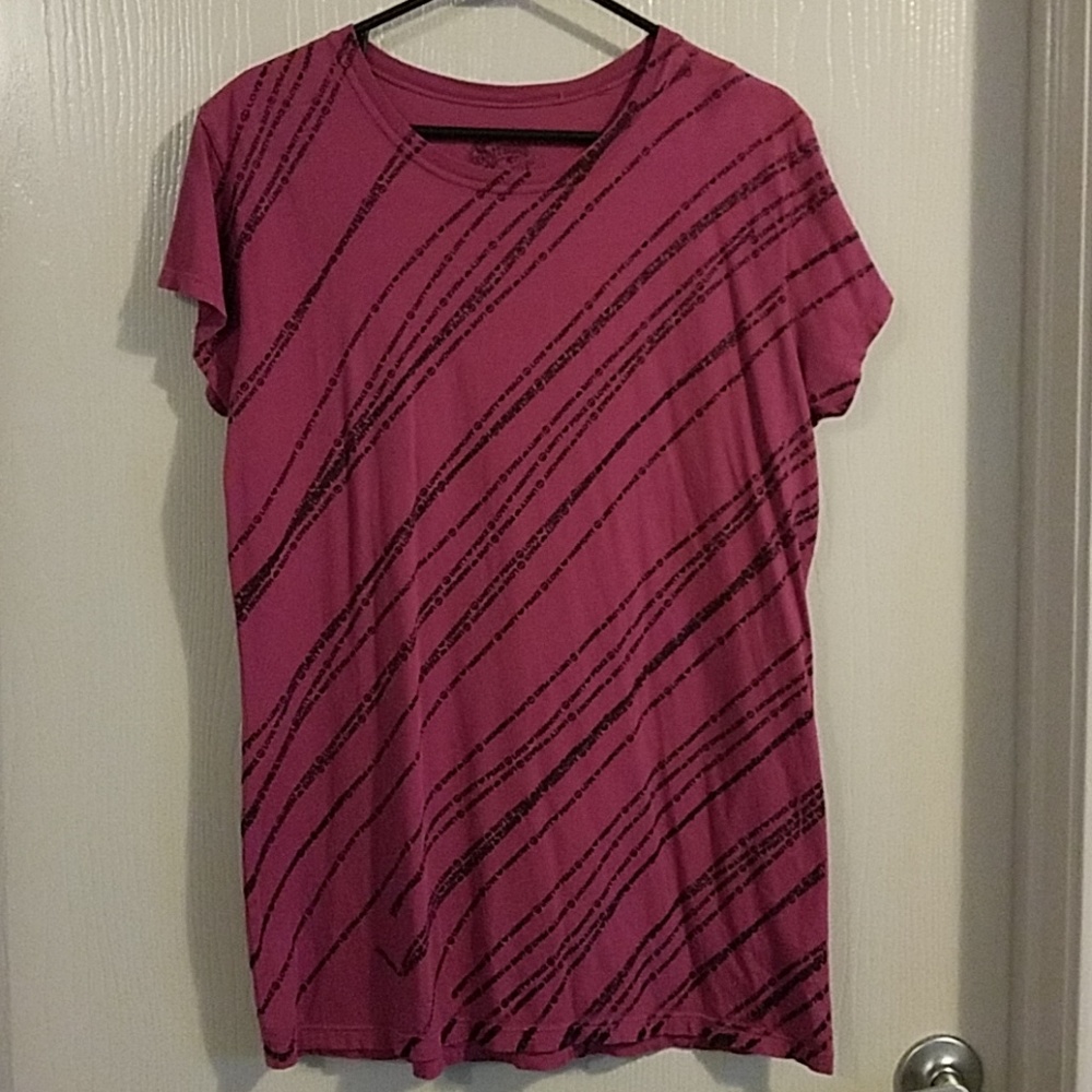 Stranded brand tee size XXL